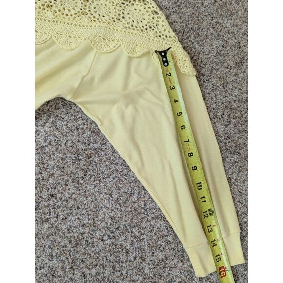 Vintage 80’s Yellow Knit Crochet Doile Top Size Small 3/4 Sleeve Shapely Knits - Picture 8 of 8